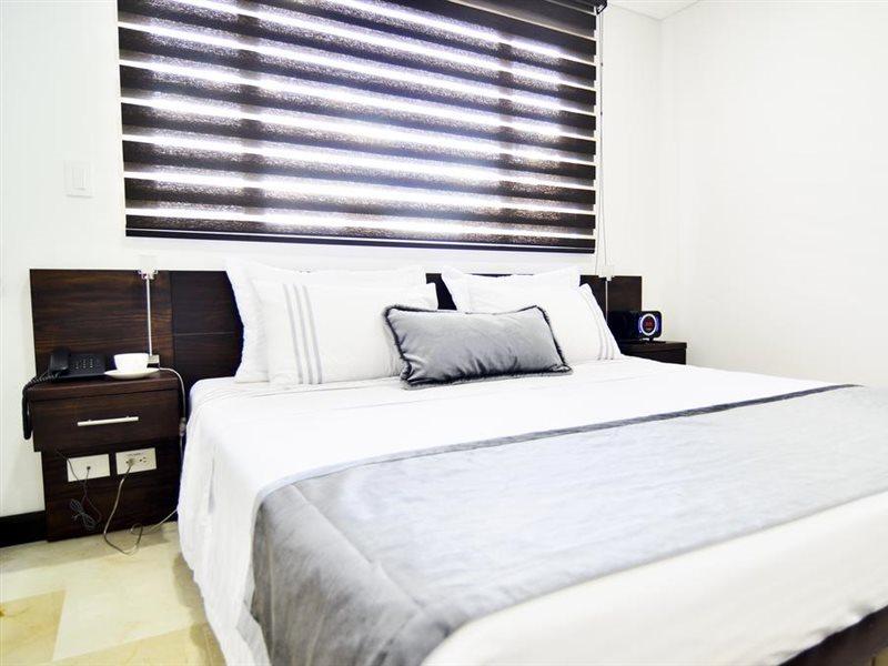 Hotel Lleras 10 Medellín Zewnętrze zdjęcie
