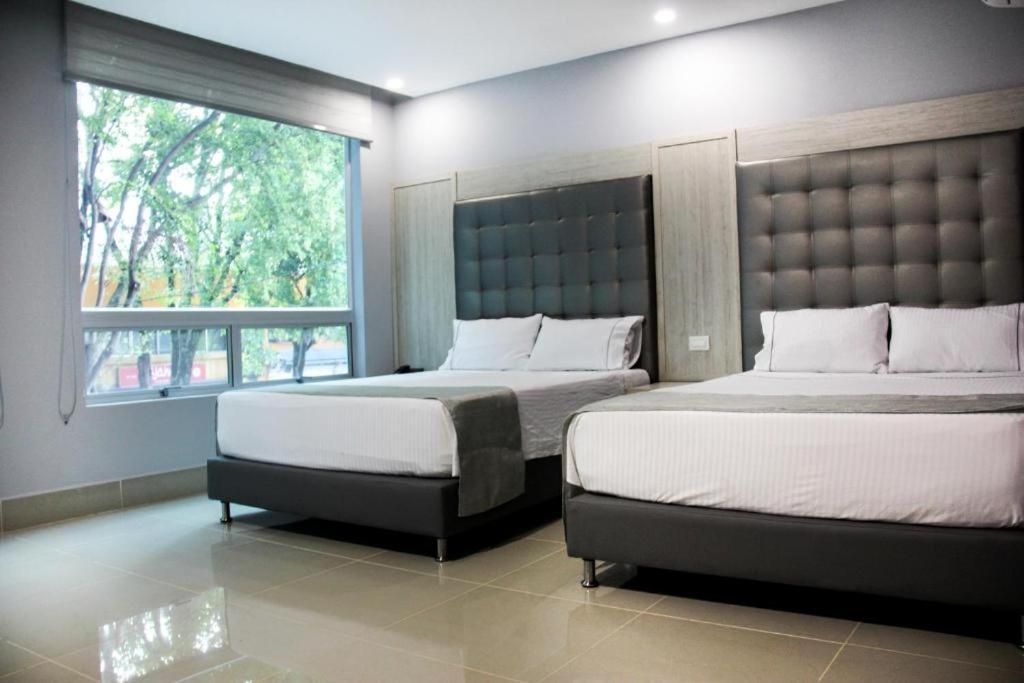 Hotel Lleras 10 Medellín Zewnętrze zdjęcie