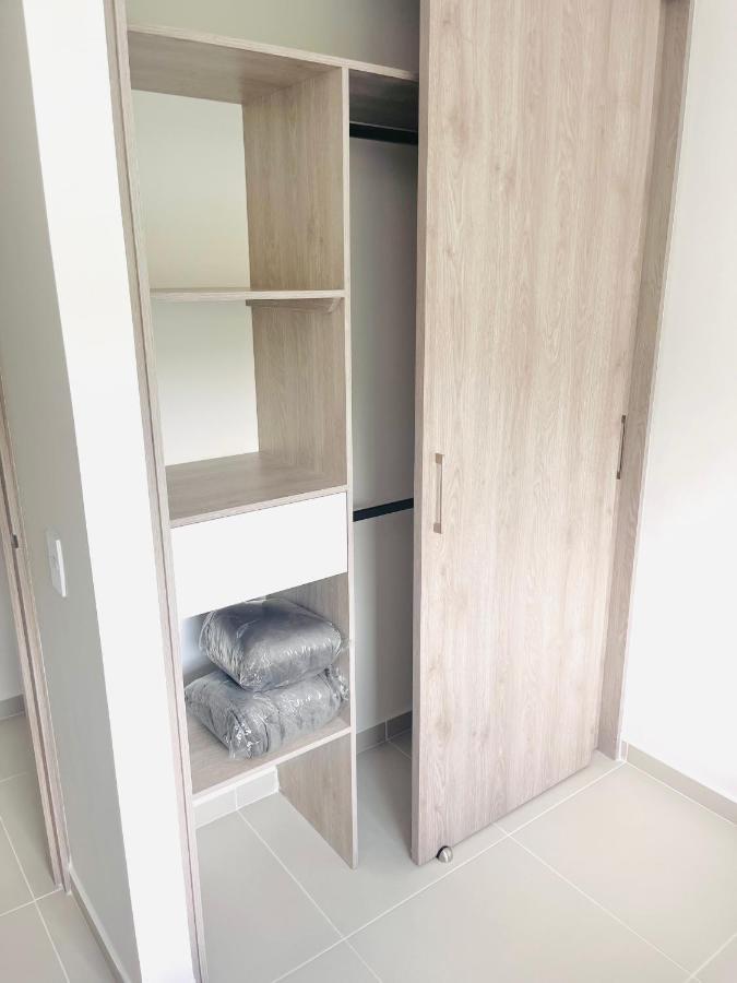 Hotel Lleras 10 Medellín Zewnętrze zdjęcie