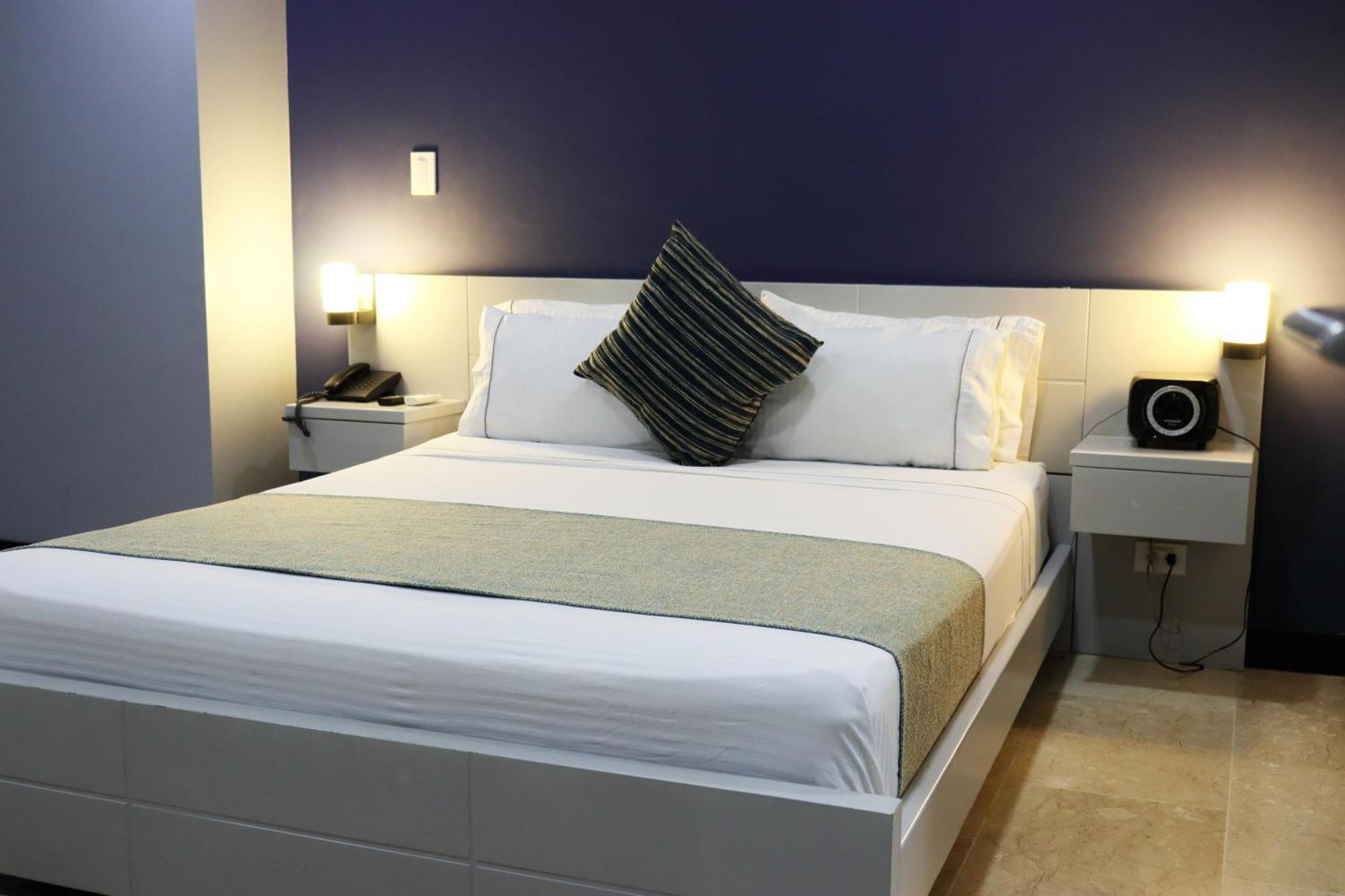 Hotel Lleras 10 Medellín Zewnętrze zdjęcie